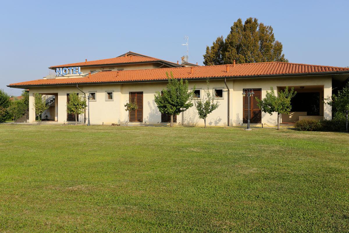 Hotel Franciacorta Paderno Franciacorta Exteriör bild